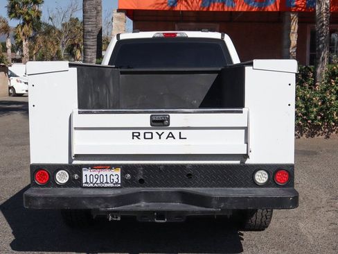 Used 2022 Ford F250 XL w/ STX Appearance Package image 8