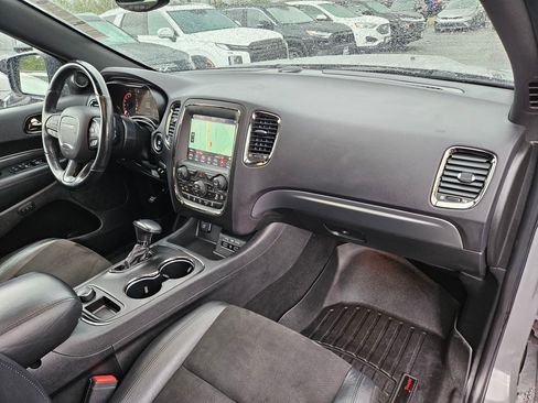 Used 2019 Dodge Durango R/T w/ Technology Group AWD/4WD image 35