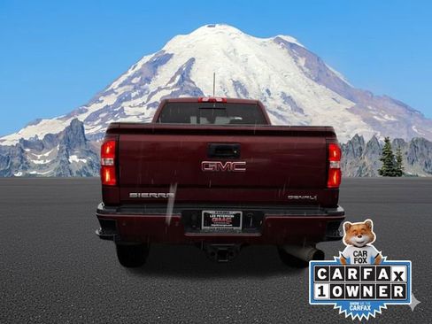 Used 2017 GMC Sierra 3500 Denali w/ Duramax Plus Package image 7