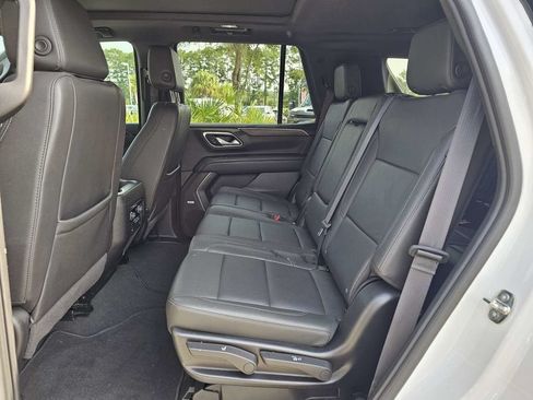 Used 2024 Chevrolet Tahoe Z71 w/ Z71 Off-Road Package AWD/4WD image 15