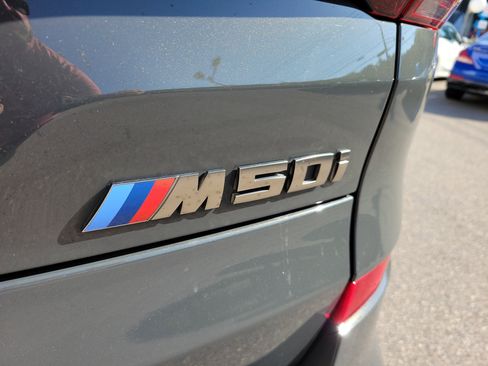 Used 2022 BMW X5 M50i w/ Premium Package image 11