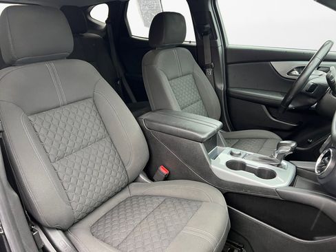 Used 2020 Chevrolet Blazer LT image 9