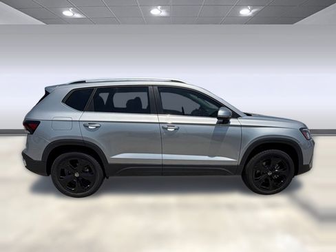 New 2026 Volkswagen Taos SEL AWD/4WD image 8