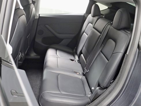 Used 2025 Tesla Model Y Performance image 30