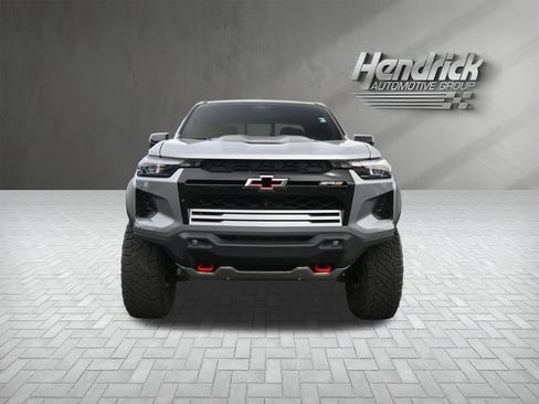 Used 2025 Chevrolet Colorado ZR2 w/ Technology Package image 5