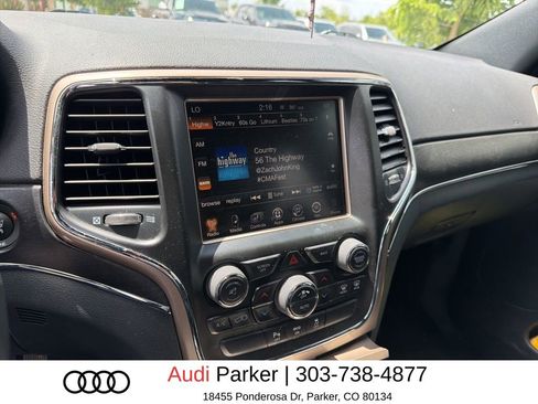 Used 2015 Jeep Grand Cherokee Limited AWD/4WD image 6