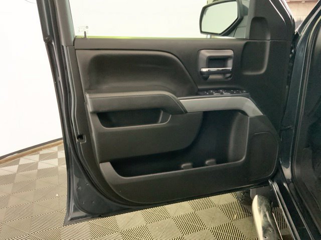 Used 2018 Chevrolet Silverado 1500 LT w/ All Star Edition AWD/4WD image 37