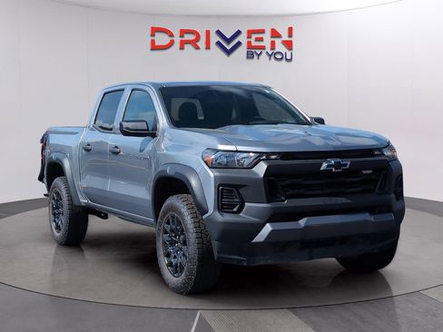 Used 2024 Chevrolet Colorado Trail Boss w/ Advanced Trailering Package image 8