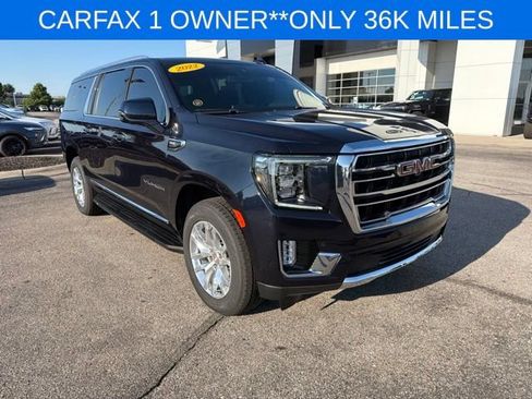 Used 2022 GMC Yukon XL SLT w/ SLT Luxury Package AWD/4WD image 18