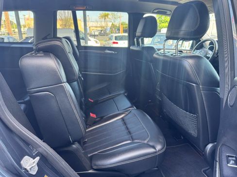 Used 2013 Mercedes-Benz GL 450 4MATIC image 16