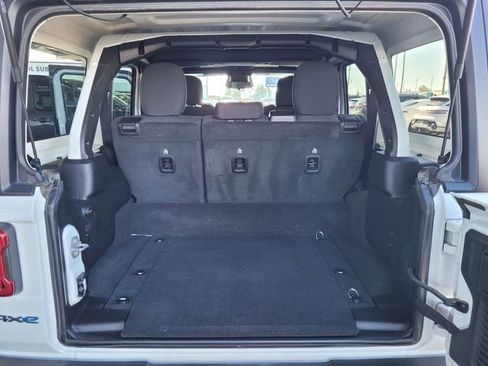 Certified 2025 Jeep Wrangler Unlimited Rubicon 4xe w/ Safety Group AWD/4WD image 19