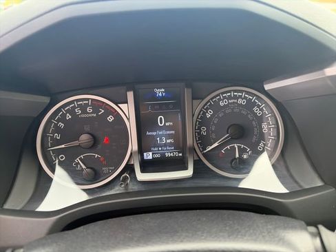 Used 2023 Toyota Tacoma SR5 w/ Technology Package AWD/4WD image 27