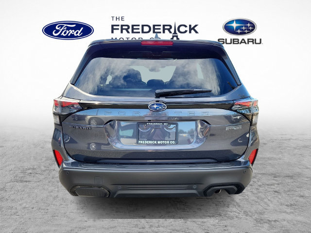 Used 2025 Subaru Forester Touring AWD/4WD image 5
