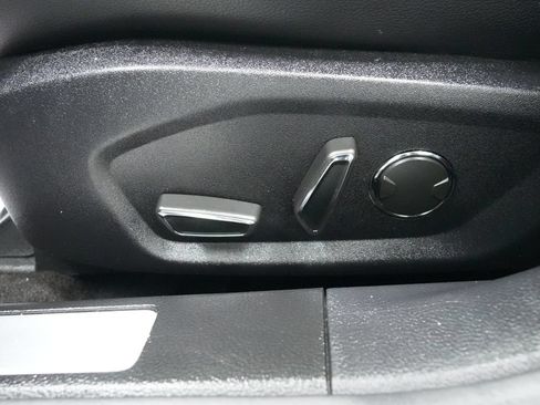 Used 2020 Ford Fusion Titanium FWD image 15