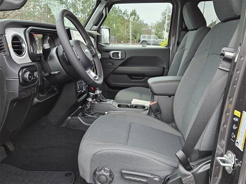 New 2025 Jeep Wrangler Sahara w/ Technology Group image 10