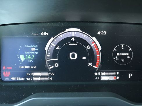 Used 2024 Toyota Tundra Limited w/ Power Package AWD/4WD image 25