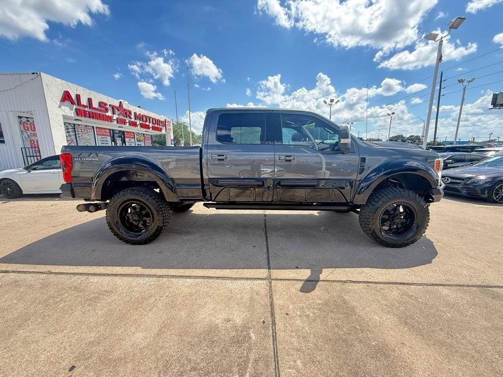 Used 2018 Ford F250 Lariat w/ Lariat Ultimate Package AWD/4WD image 8