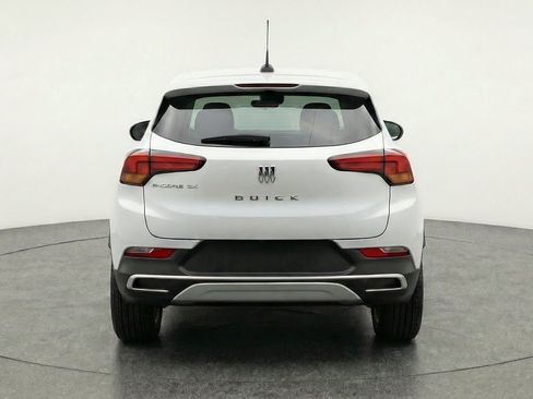 Used 2025 Buick Encore GX Preferred FWD image 7