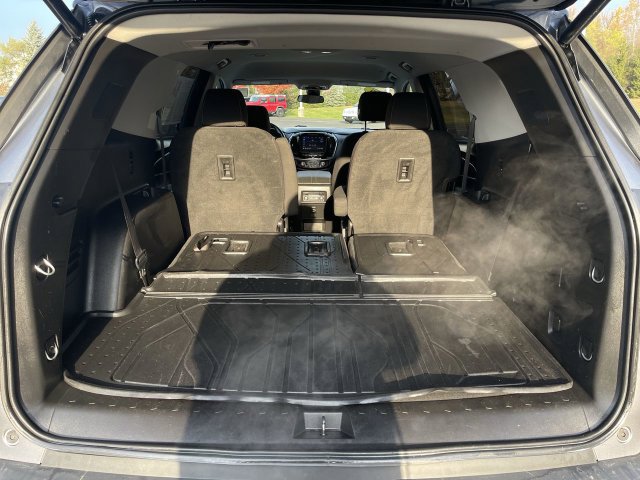 Used 2020 Chevrolet Traverse LT w/ LPO, Blackout Package AWD/4WD image 25