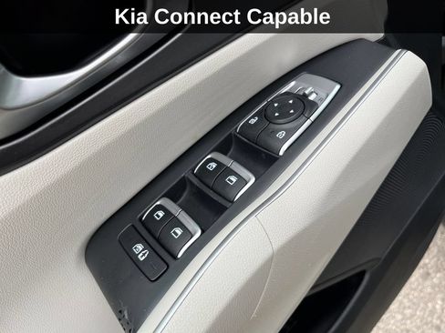 Used 2022 Kia Sorento S w/ Panoramic Sunroof Package FWD image 15