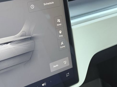 Used 2025 Tesla Model X Plaid image 90