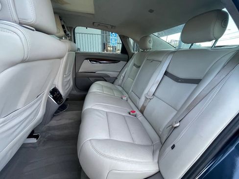 Used 2013 Cadillac XTS Platinum FWD image 15