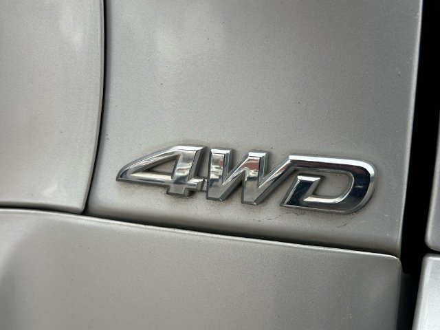 Used 2012 Toyota RAV4 4WD w/ Upgrade Value Pkg image 11