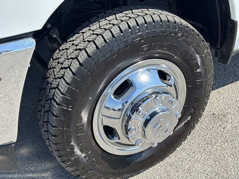 Used 2024 RAM 3500 SLT w/ Quick Order Package 2YG SLT image 8