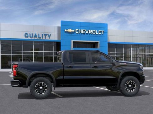 New 2026 Chevrolet Silverado 1500 ZR2 image 5