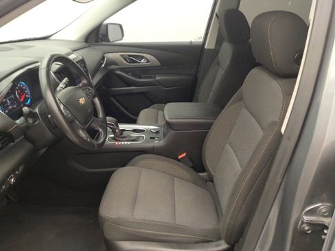 Used 2019 Chevrolet Traverse LT FWD image 17