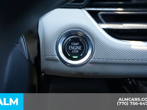 Used 2025 Chevrolet TrailBlazer LT FWD image 34