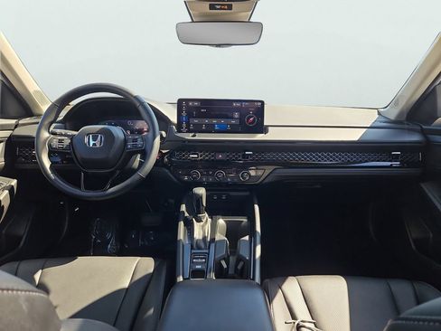 Certified 2025 Honda Accord EX-L image 11