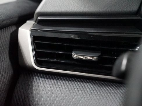 Used 2025 Toyota Camry SE FWD image 26