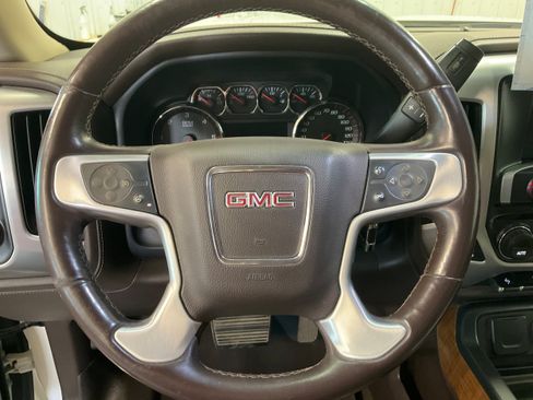 Used 2015 GMC Sierra 1500 SLT w/ SLT Crew Cab Value Package AWD/4WD image 13