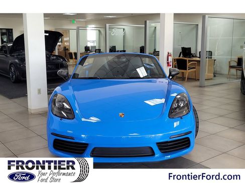 Used 2023 Porsche 718 Boxster image 3
