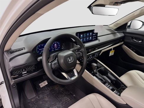 New 2026 Honda Accord Touring image 9