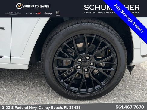 Used 2023 Jeep Grand Cherokee L Summit AWD/4WD image 9