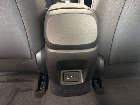 New 2025 Hyundai Elantra SEL FWD image 23