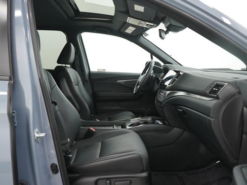 Used 2023 Honda Passport EX-L image 13