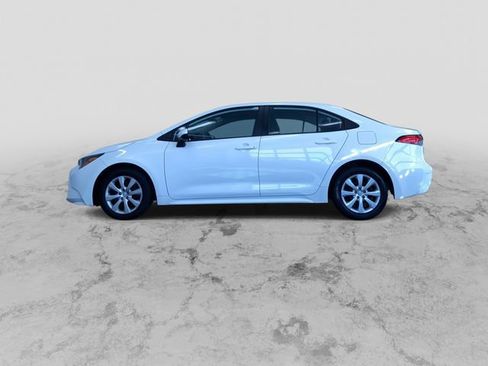 Used 2023 Toyota Corolla LE image 6