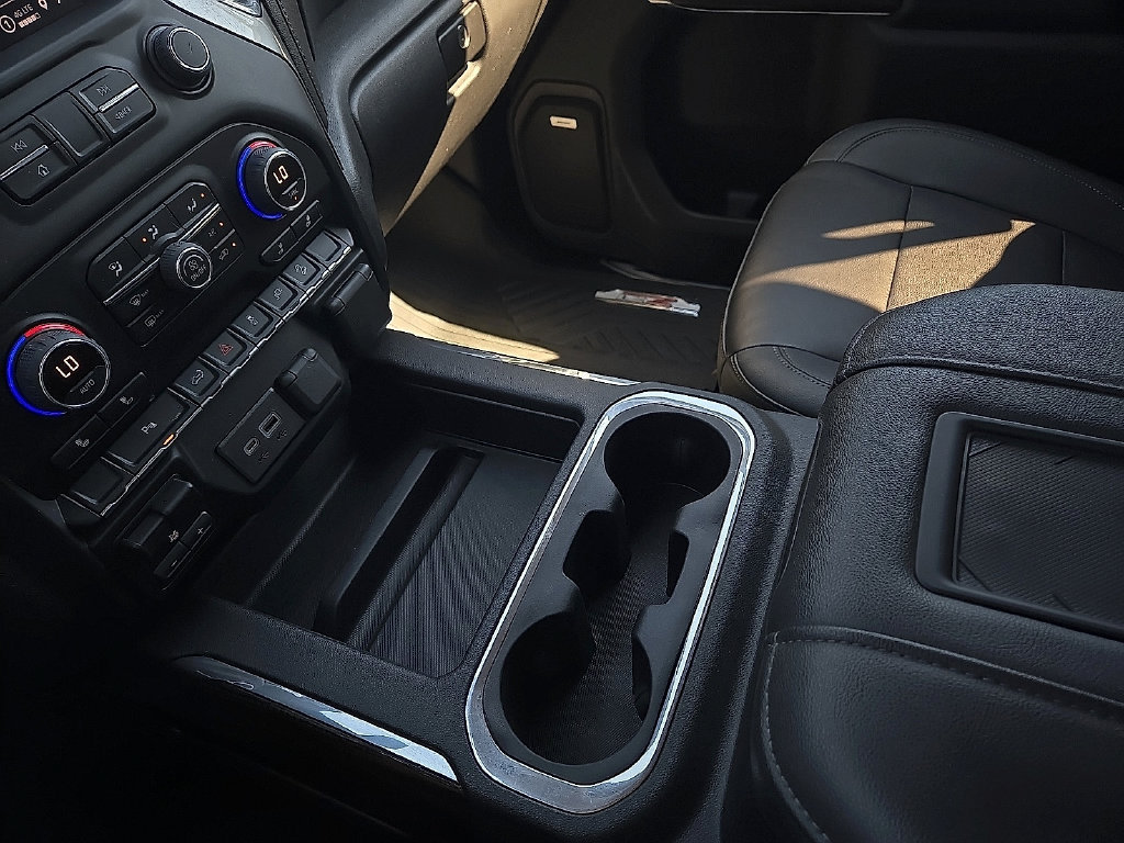 Used 2022 Chevrolet Silverado 1500 LT Trail Boss w/ LT Trail Boss Premium Package AWD/4WD image 20