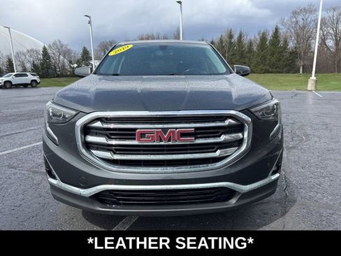 Used 2019 GMC Terrain SLE FWD image 2