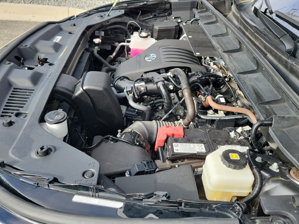 Used 2023 Toyota Highlander LE FWD image 39