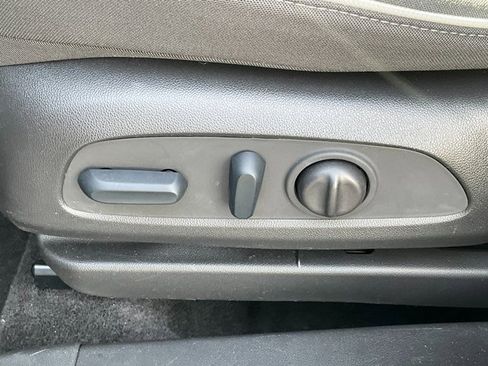 Used 2023 Chevrolet TrailBlazer LT image 6