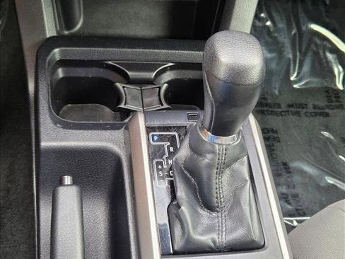 Certified 2018 Toyota Tacoma SR5 RWD image 13