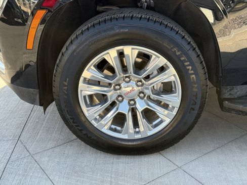 Used 2025 GMC Yukon Denali AWD/4WD image 13