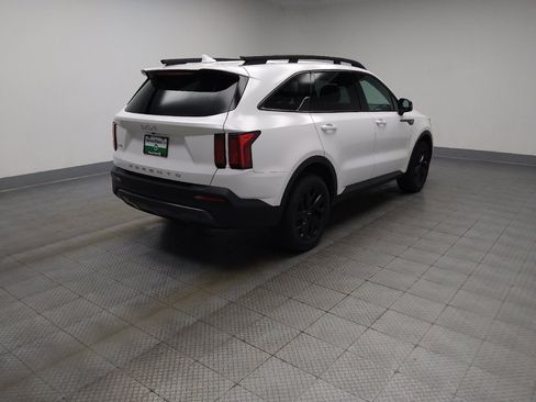 Used 2022 Kia Sorento S AWD/4WD image 10
