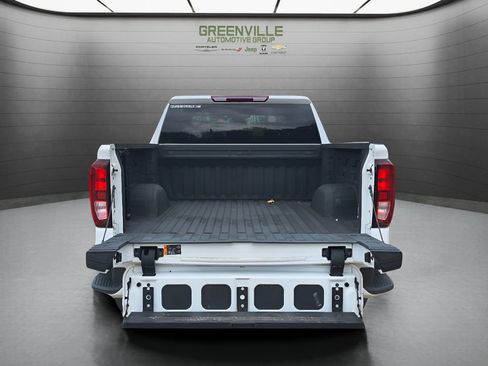 Used 2023 GMC Sierra 1500 Elevation w/ X31 Off-Road Package image 9