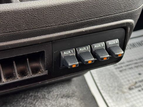 Used 2016 Ford Transit 250 148 Medium Roof image 40