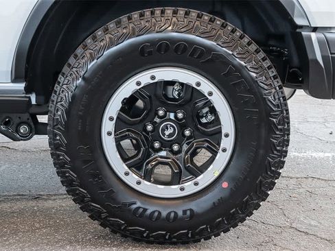 New 2025 Ford Bronco Badlands w/ Sasquatch Package image 10